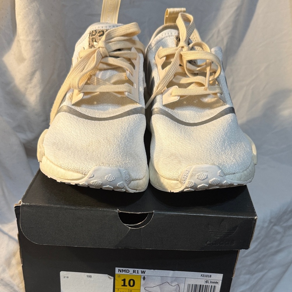 Adidas NMD R1 Women's Shoes - Cream and White